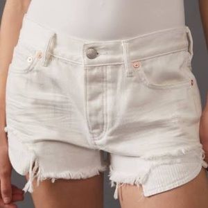 NEW! Women’s Free People Loving Good Vibration Frayed Shorts Spring White 31